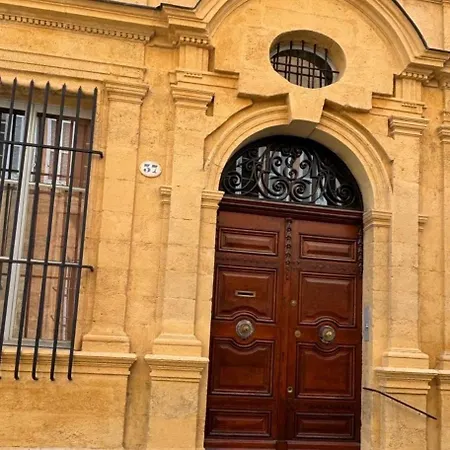 Διαμέρισμα Aixois De Caractere Place Des 4 Dauphins *